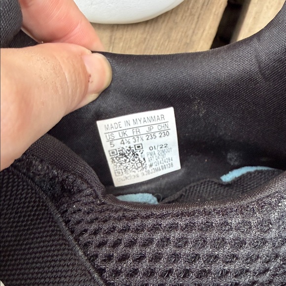 Adidas Kids Cloudfoam Adapt Slip on Black and White Mesh Sneakers Size 5 - Picture 7 of 7